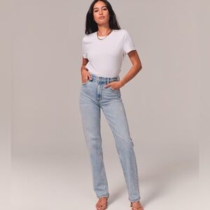 Abercrombie 33L Ultra High Rise 90s Straight Jeans Vintage Light Blue